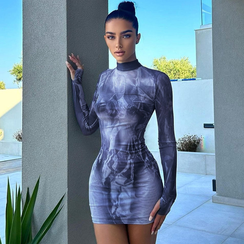 OM-2025 Autumn/Winter New Fashionable Streetwear Half-High Neck Long-Sleeved Dress with Unique Print